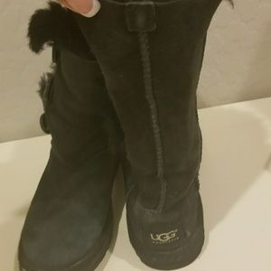 Ugh kids boots